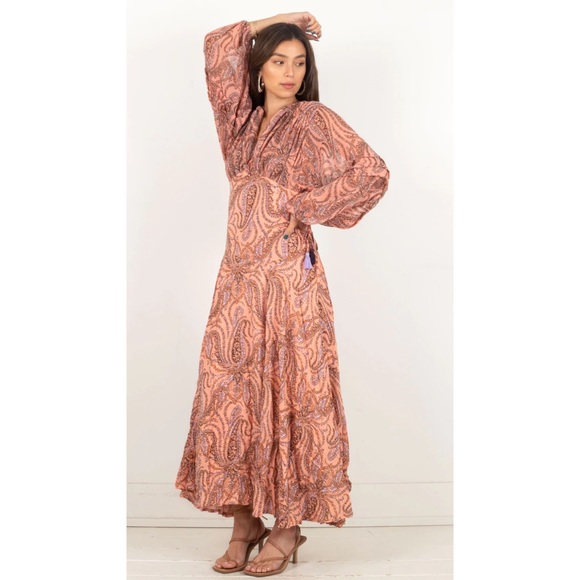 Free People peach floral long sleeve v neck bohemian maxi dress Size 8 Medium - Picture 2 of 8